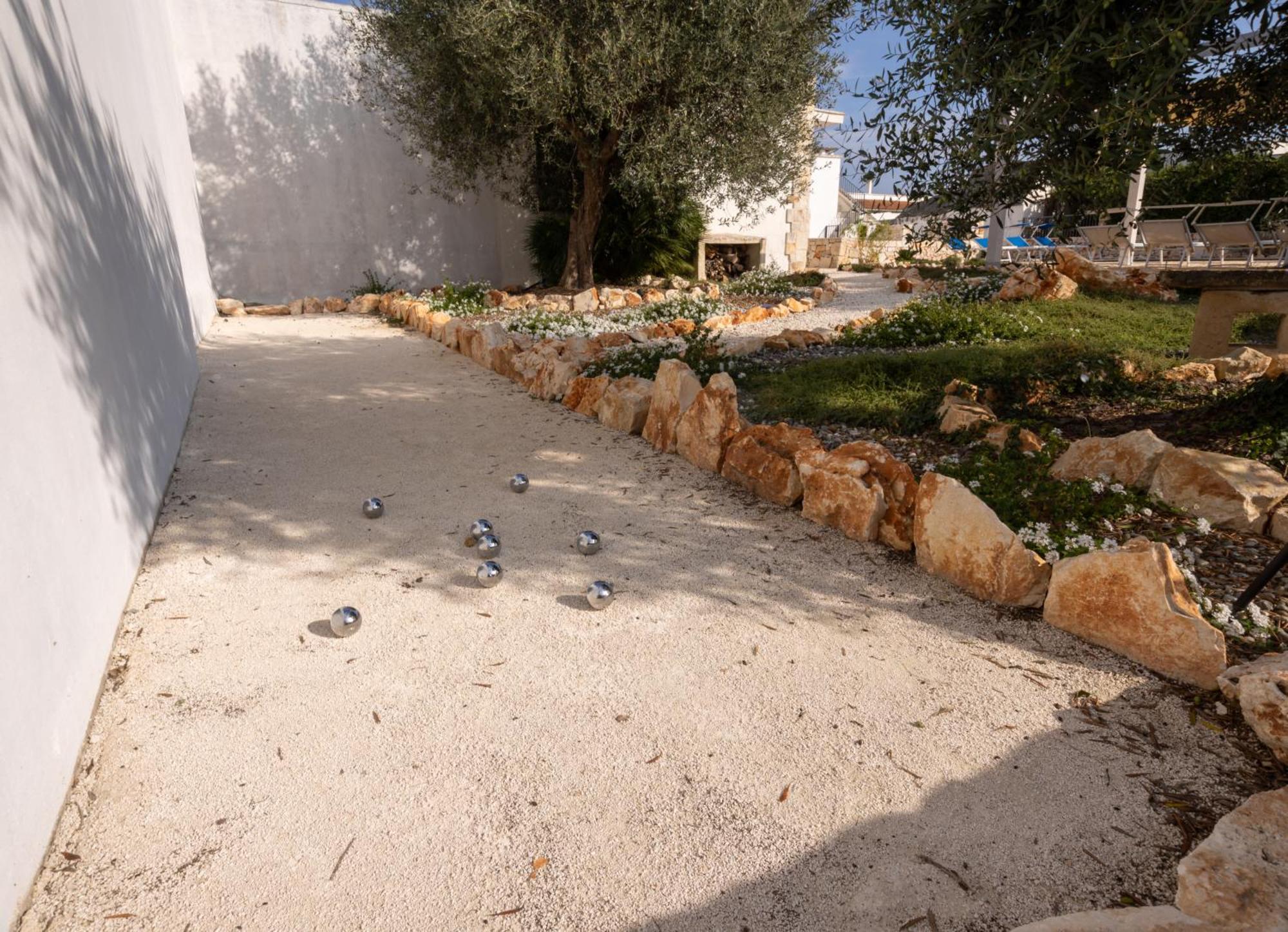 Villa With Trullo And Pool, Alberobello Ngoại thất bức ảnh