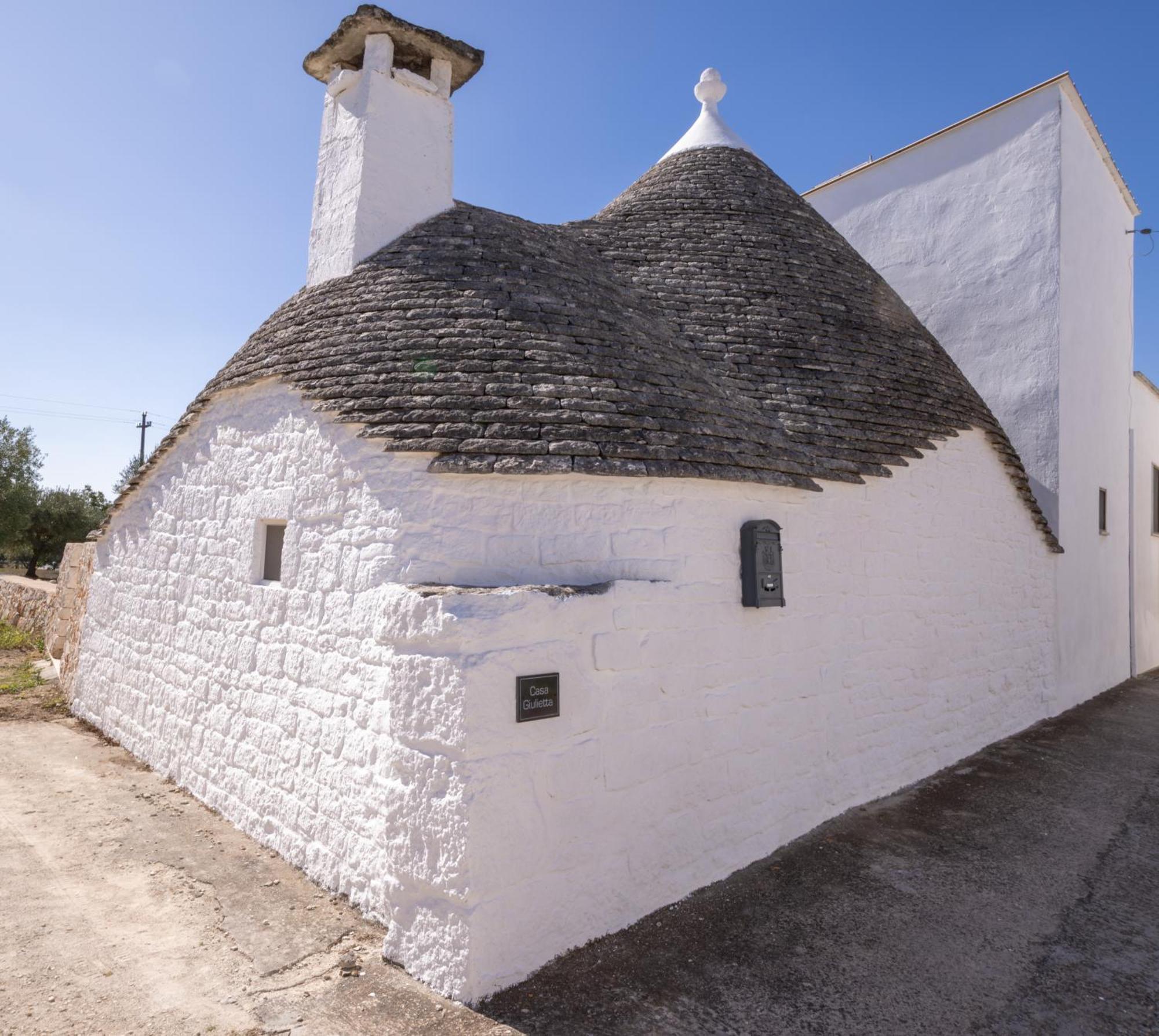 Villa With Trullo And Pool, Alberobello Ngoại thất bức ảnh
