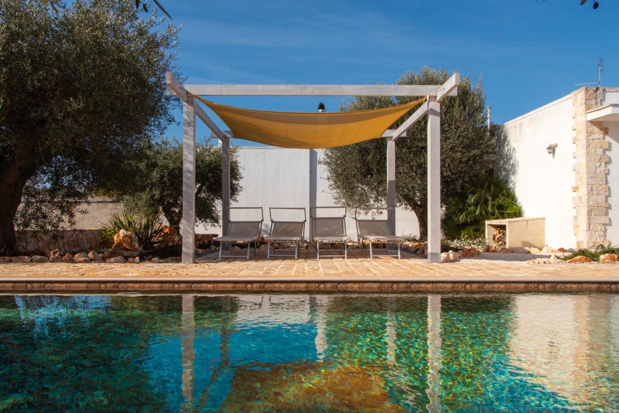Villa With Trullo And Pool, Alberobello Ngoại thất bức ảnh