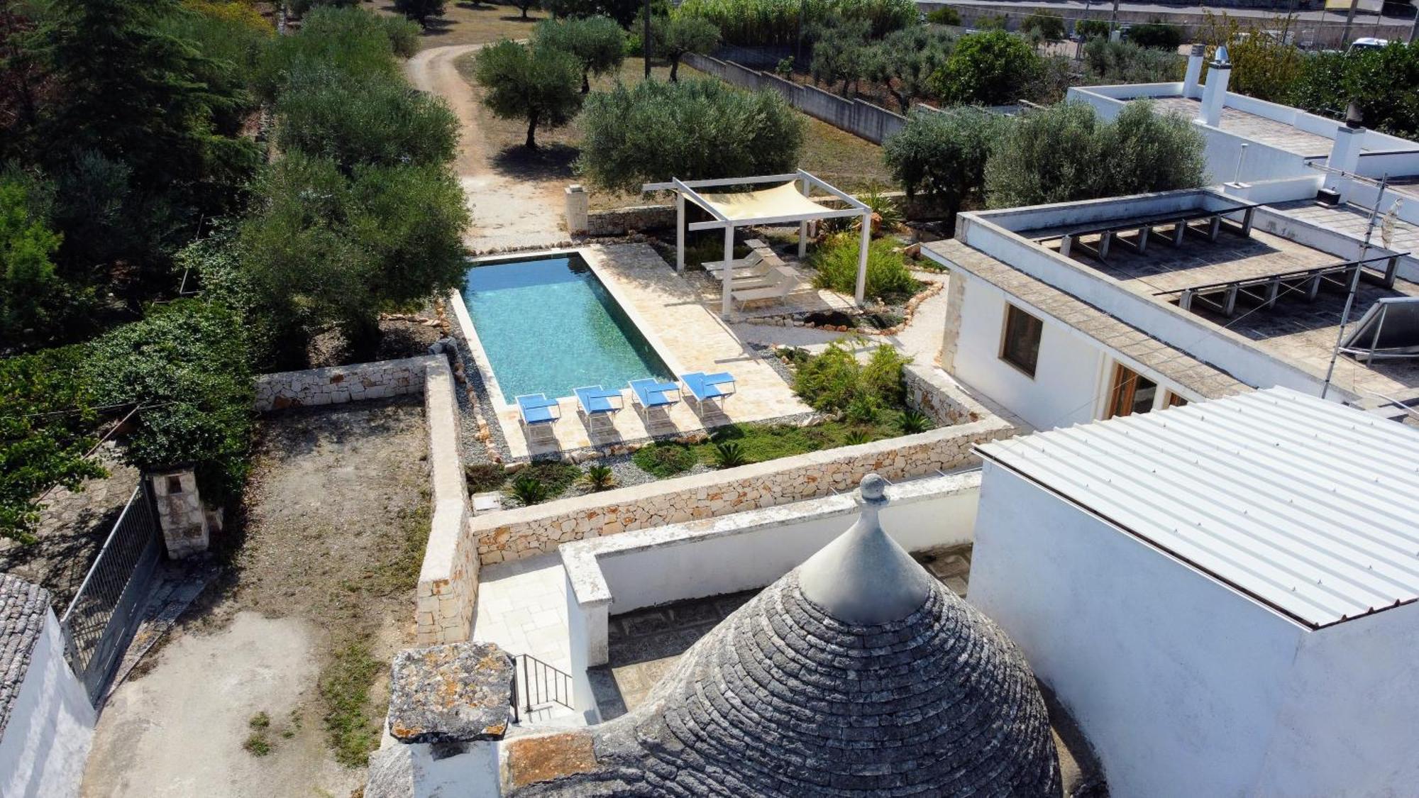 Villa With Trullo And Pool, Alberobello Ngoại thất bức ảnh