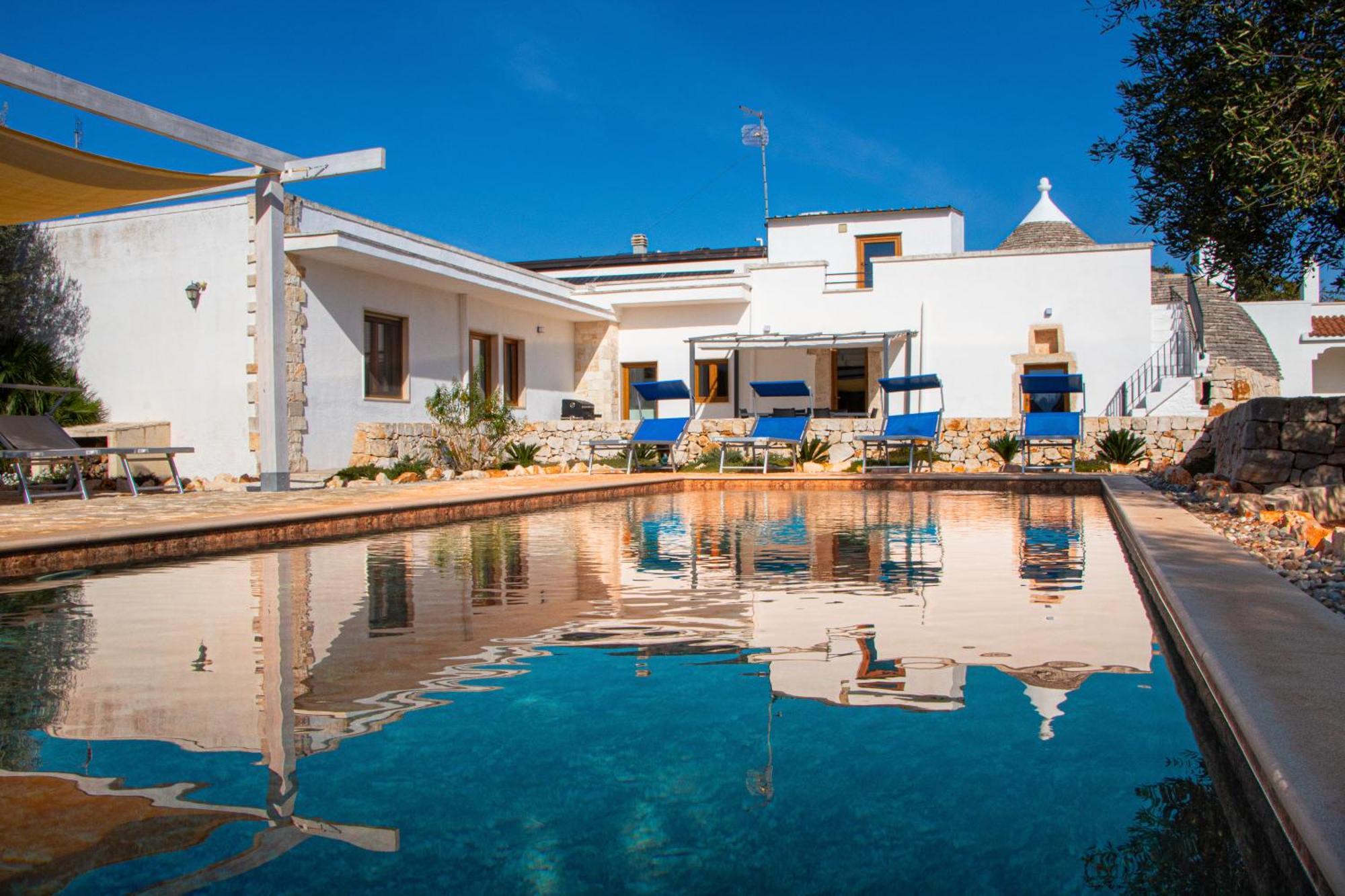 Villa With Trullo And Pool, Alberobello Ngoại thất bức ảnh